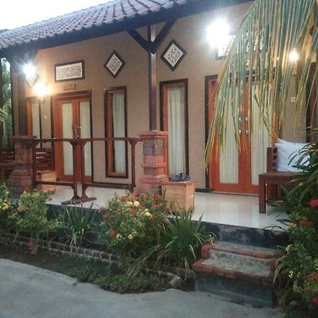 Gara Menjangan Homestay Banyuwedang Eksteriør bilde